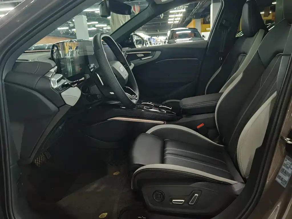 Audi A5L — миниатюра 6