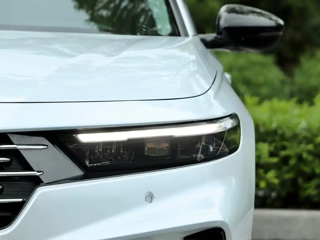 Honda Accord 2025 Sport 260TURBO Luxury