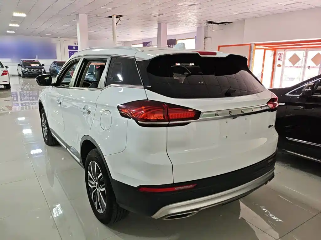 Geely Boyue — миниатюра 5