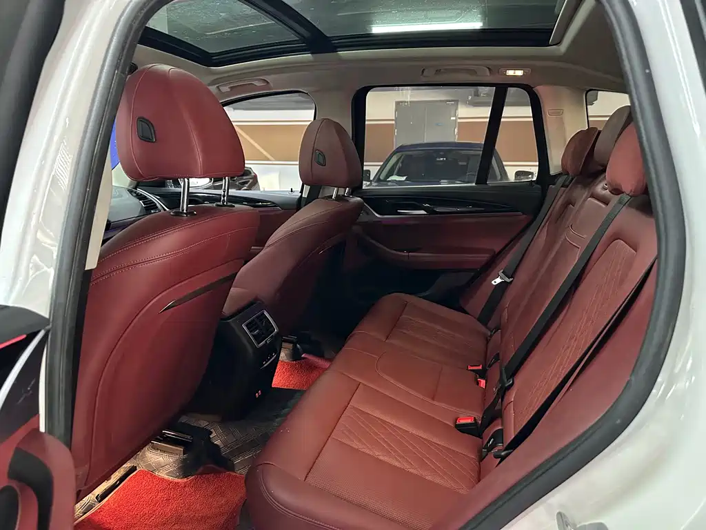 BMW X3 — миниатюра 12