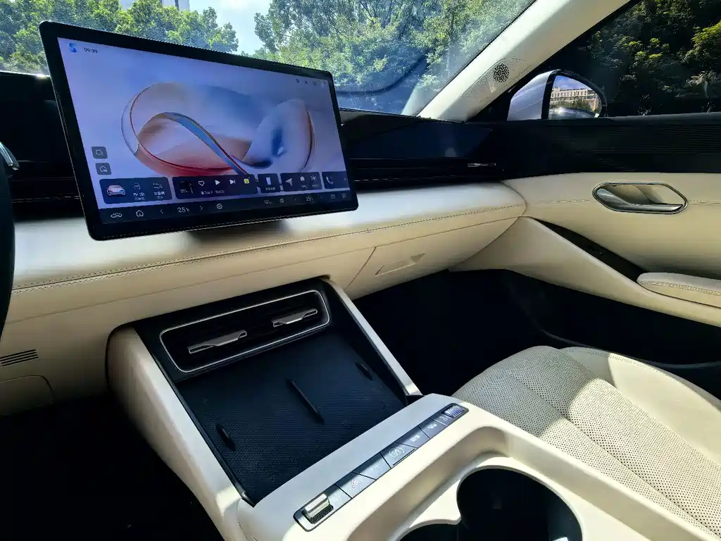 BYD Qin L — миниатюра 5