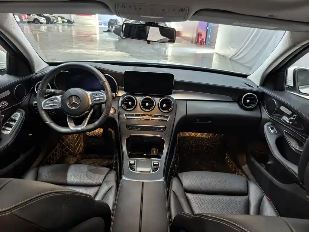 Mercedes-Benz C-Class — миниатюра 9