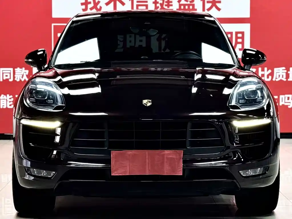 Porsche Macan — миниатюра 2