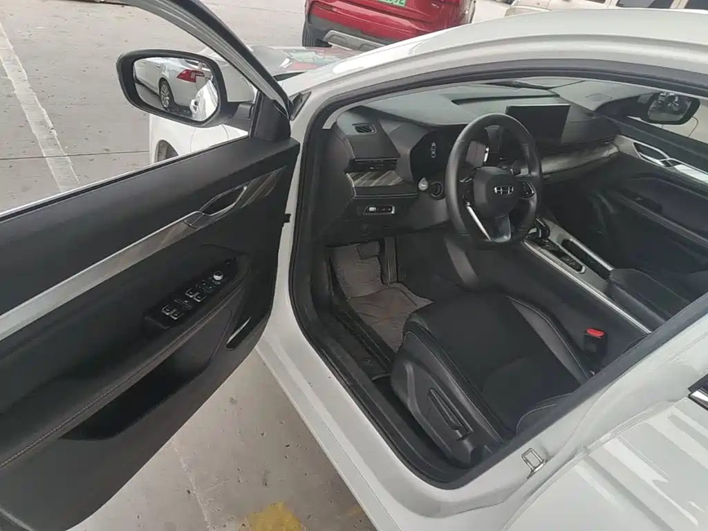 Geely L HiP — миниатюра 16