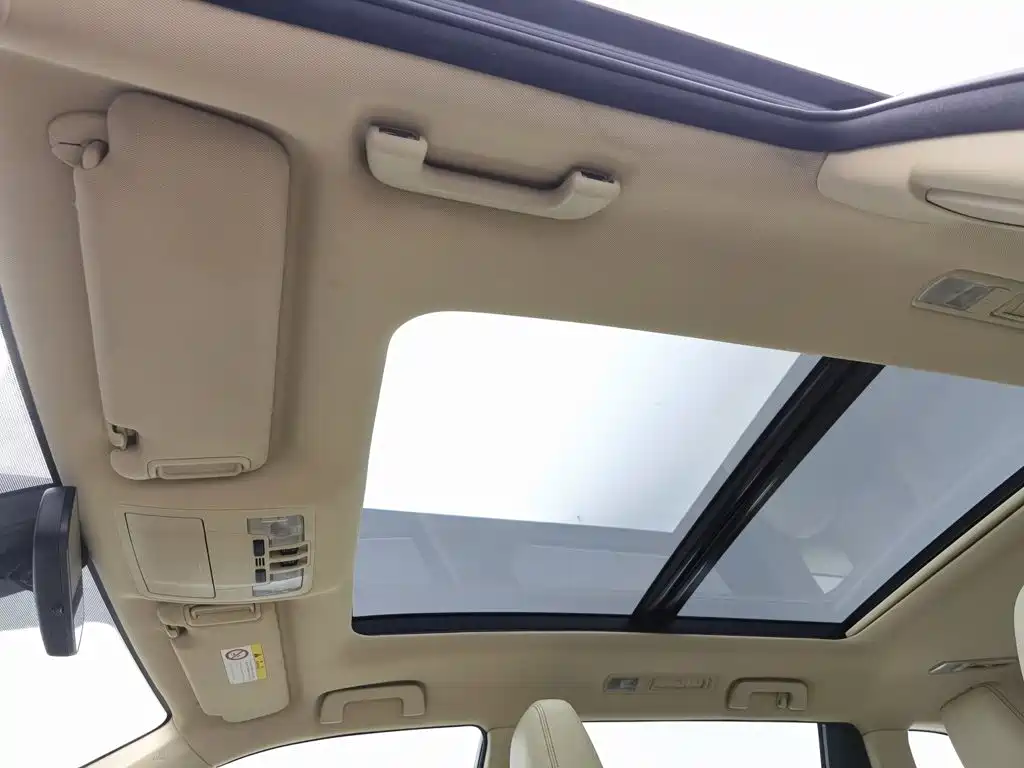 Toyota Highlander — миниатюра 14