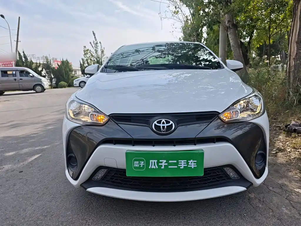 Toyota Yaris L — миниатюра 3