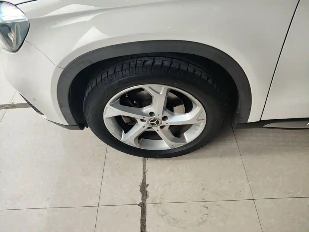 Mercedes-Benz GLA — миниатюра 23