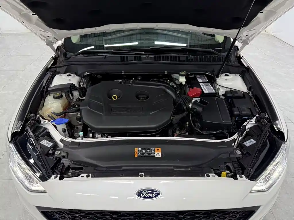 Ford Mondeo — миниатюра 20