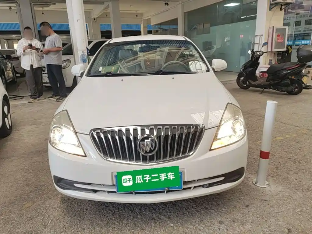 Buick Excelle — миниатюра 3
