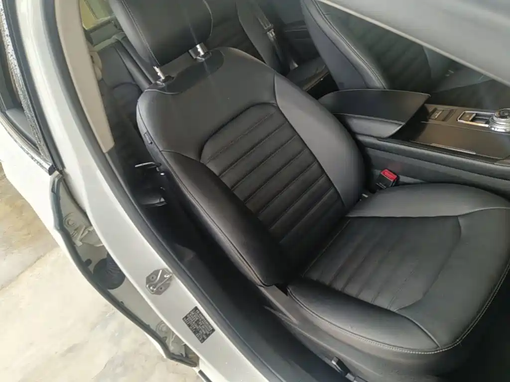 Ford Mondeo — миниатюра 25