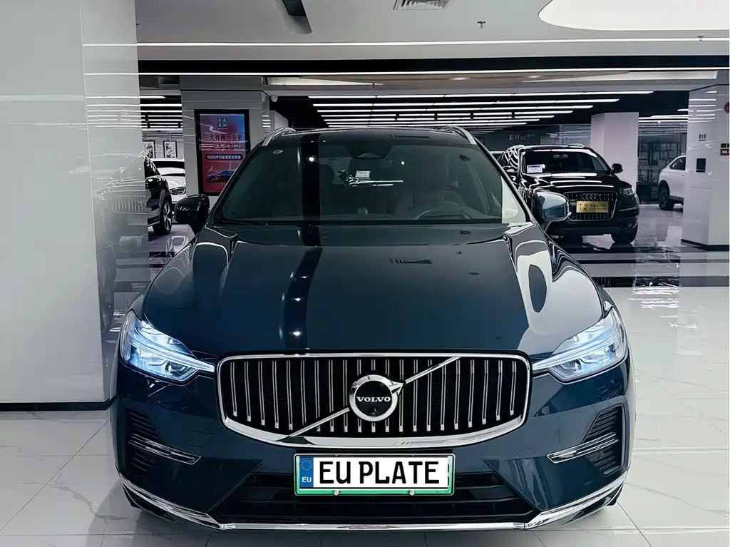 VOLVO  XC60 PLUG IN HYBRID
