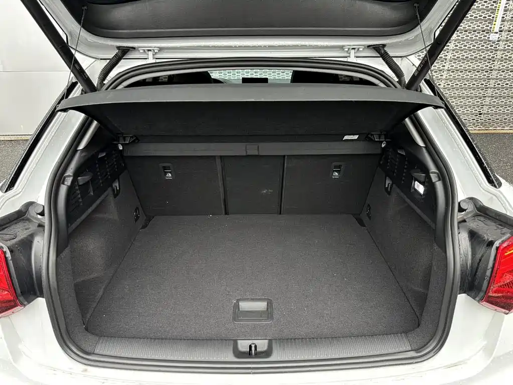 Audi Q2L — миниатюра 18