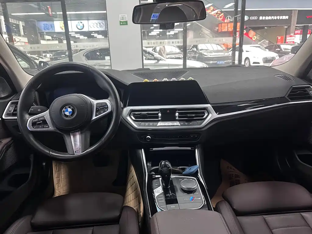 BMW 3 Series — миниатюра 6