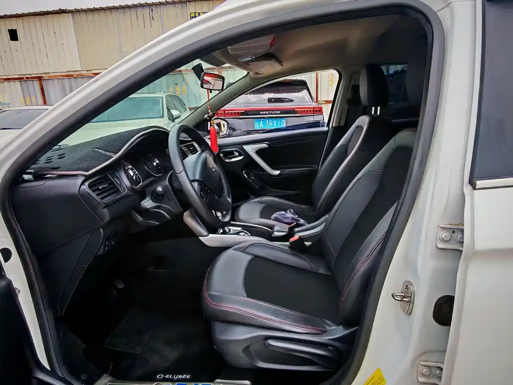 Citroen C3-XR — миниатюра 8