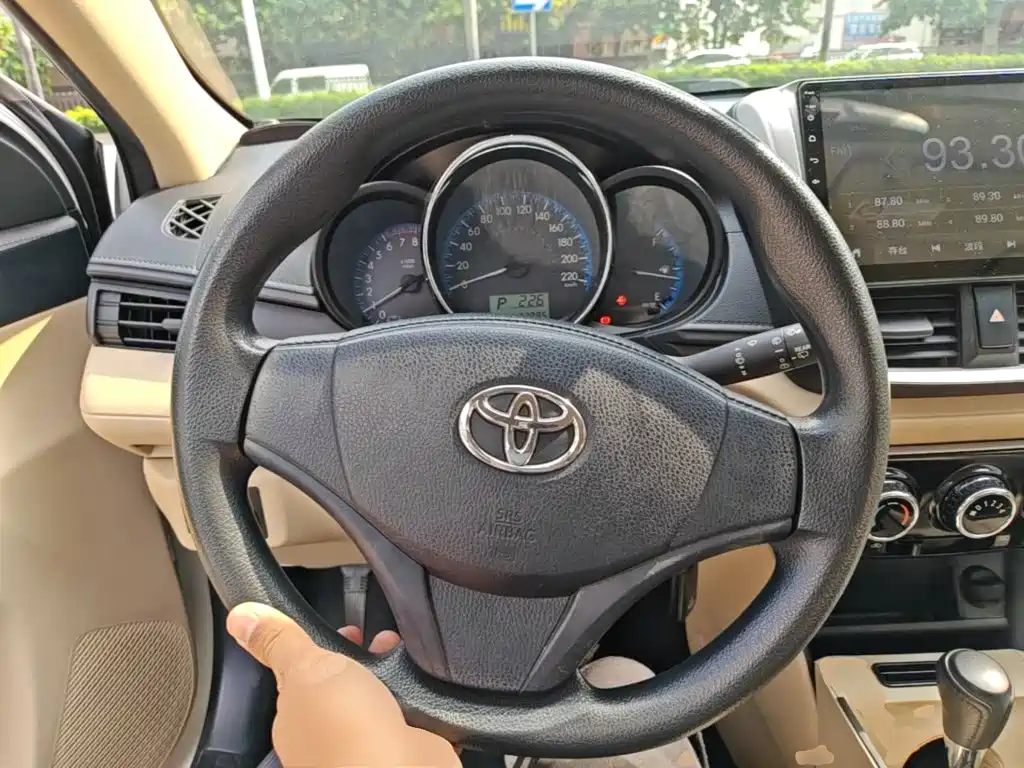 Toyota Vios FS — миниатюра 11