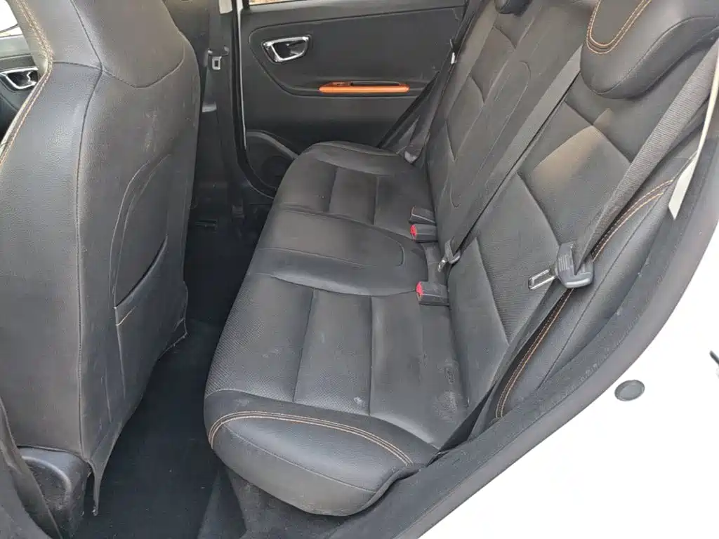 Geely Vision X1 — миниатюра 17
