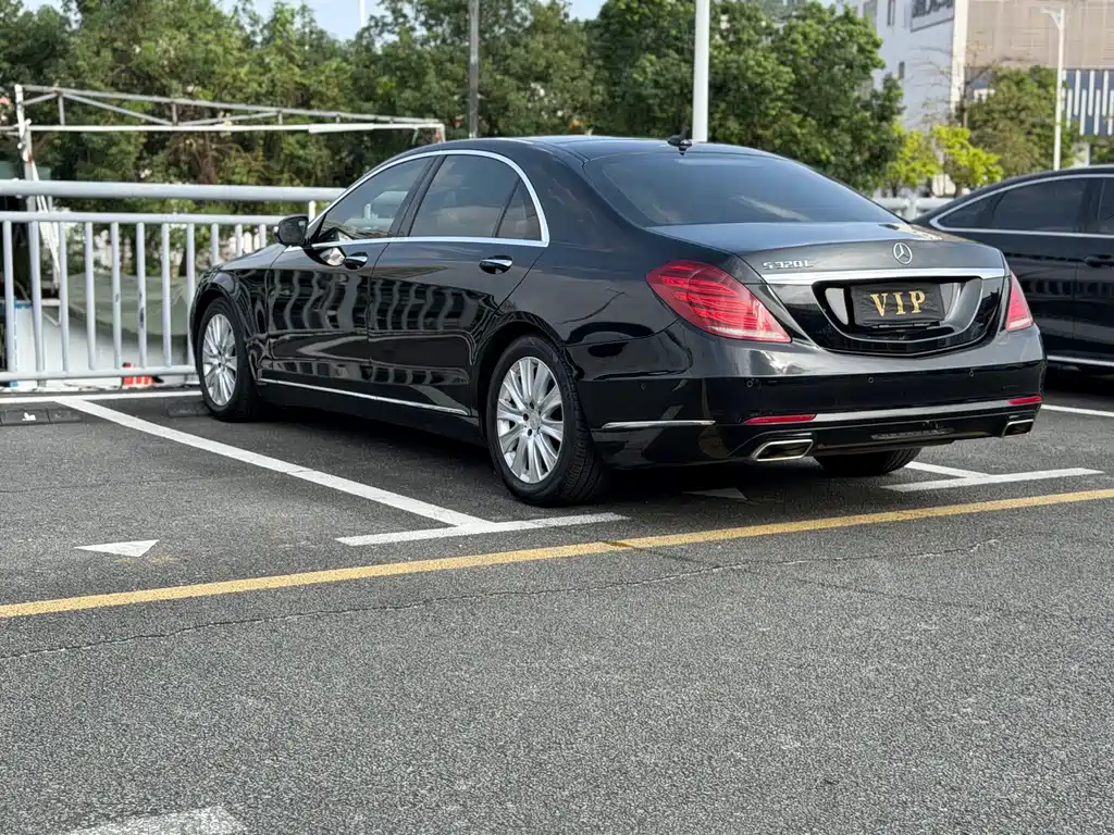 Mercedes-Benz S-Class — миниатюра 7