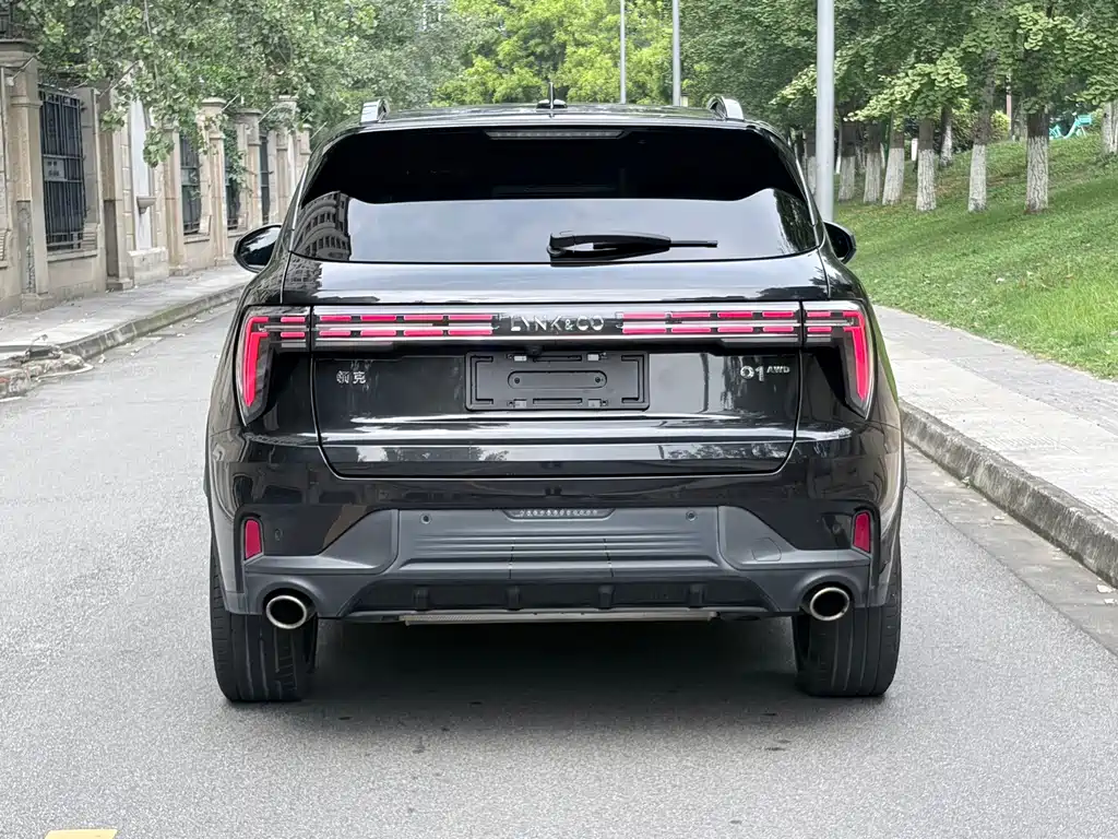Lynk & Co 01 — миниатюра 5