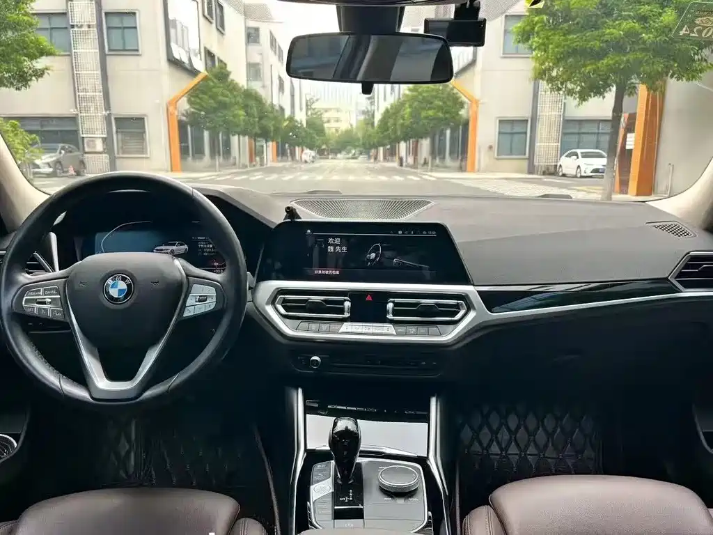 BMW 3 Series — миниатюра 7