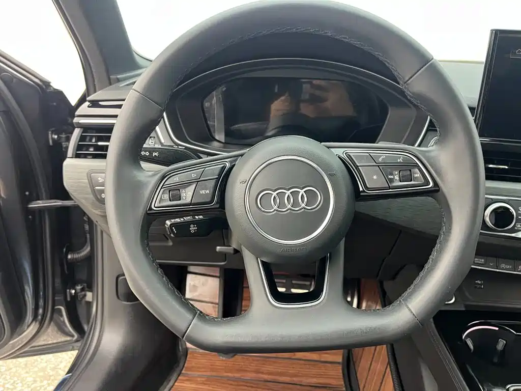 Audi A4L — миниатюра 12