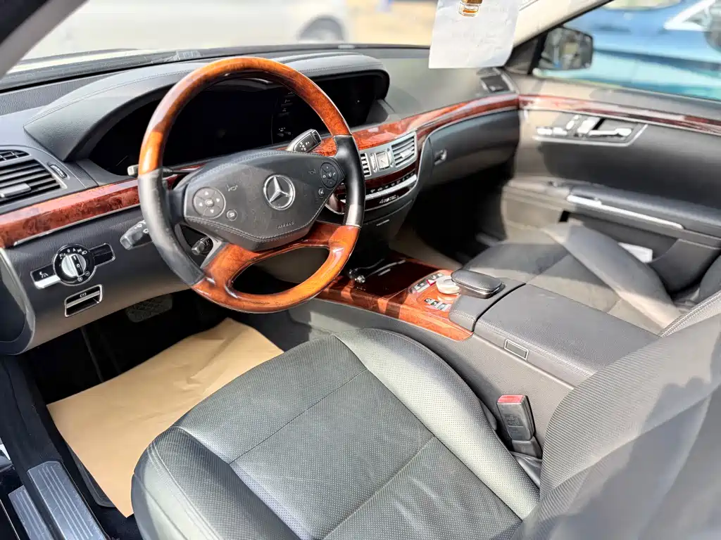 Mercedes-Benz S-Class S 2010 S 350 L 4MATIC