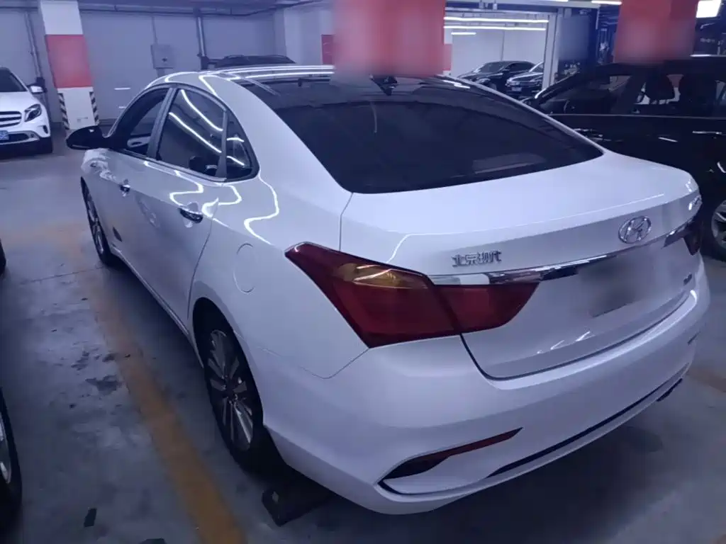 Hyundai Mistra — миниатюра 5