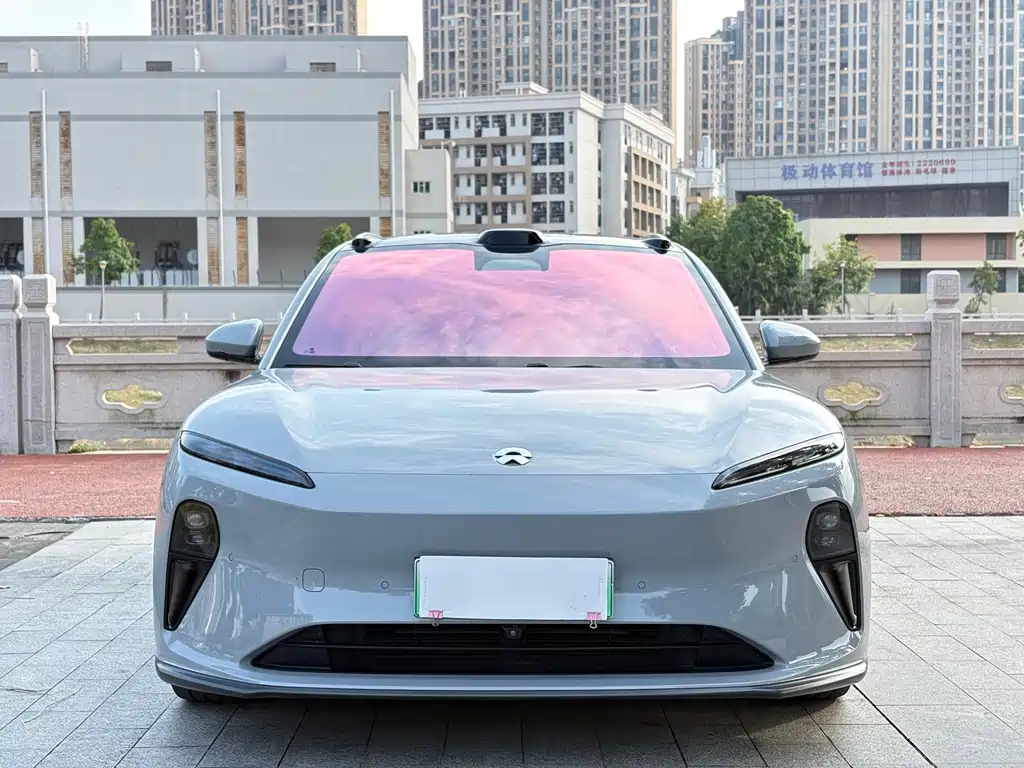 NIO ET5T — миниатюра 2