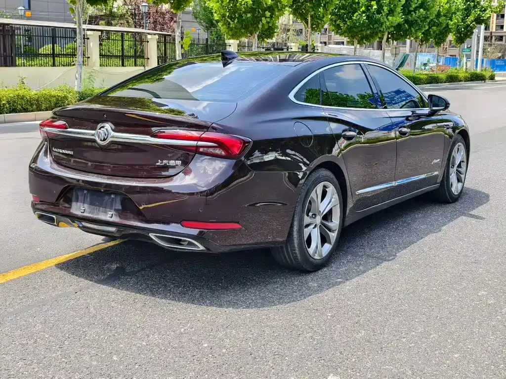 Buick LaCrosse 2021 Avenir Flagship