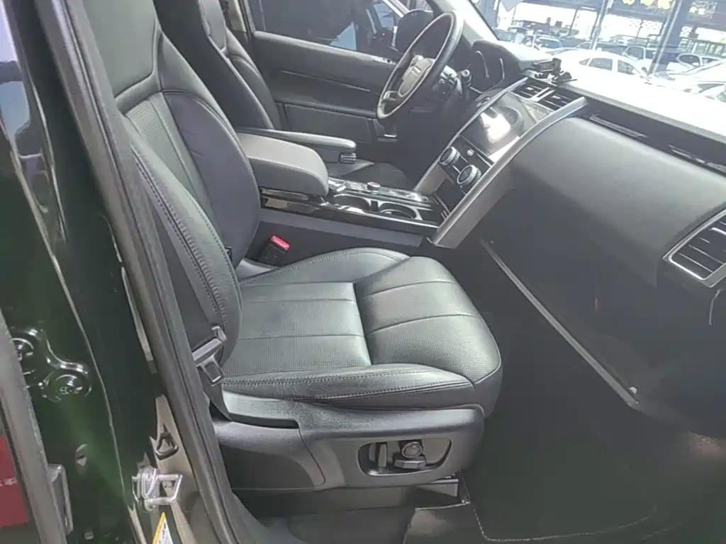 Land Rover Discovery — миниатюра 25