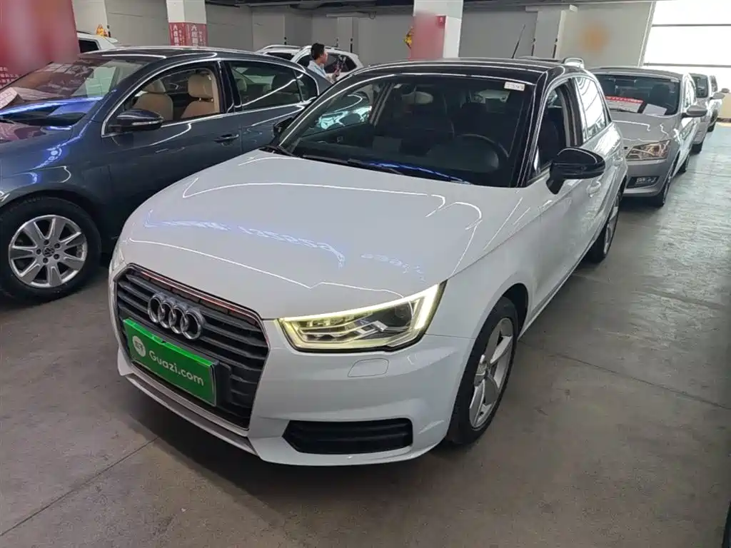 Купить Audi A1