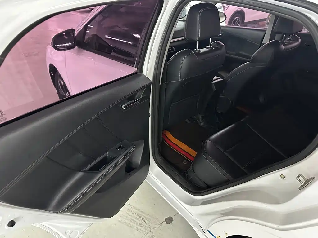 BYD e3 — миниатюра 14