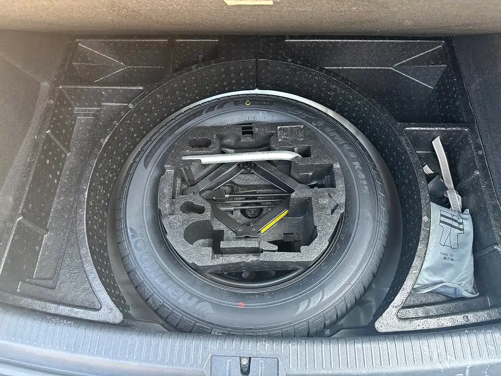 Volkswagen Golf — миниатюра 15