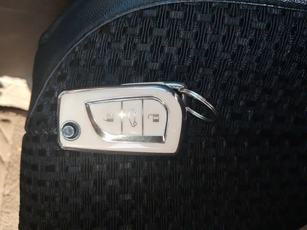 Toyota Yaris L — миниатюра 9