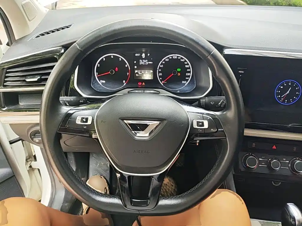 Jetta VS5 — миниатюра 11