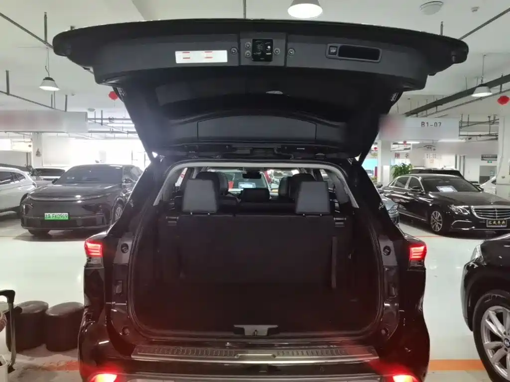 Toyota Highlander — миниатюра 19