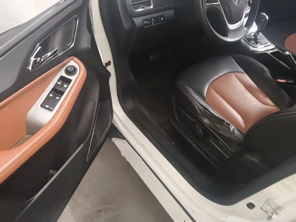 Baojun 560 — миниатюра 16