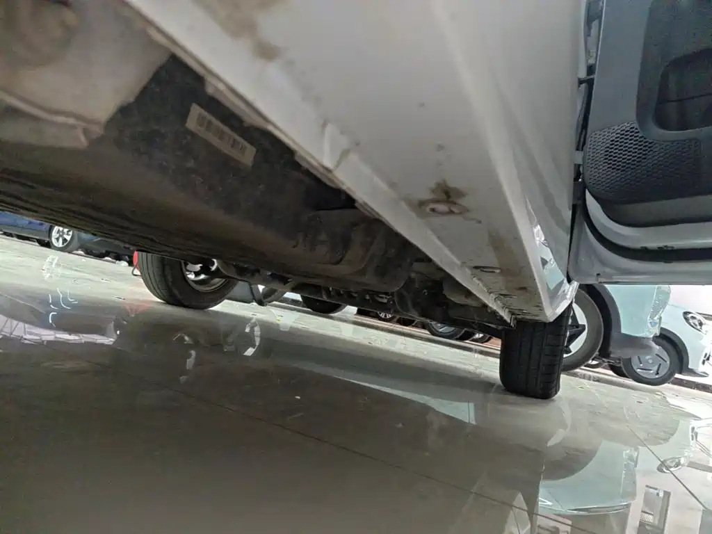 Wuling MINIEV — миниатюра 21