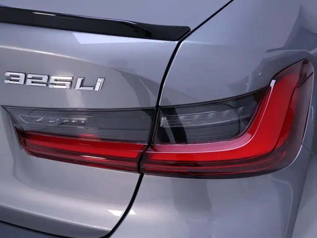 BMW 3 Series — миниатюра 9