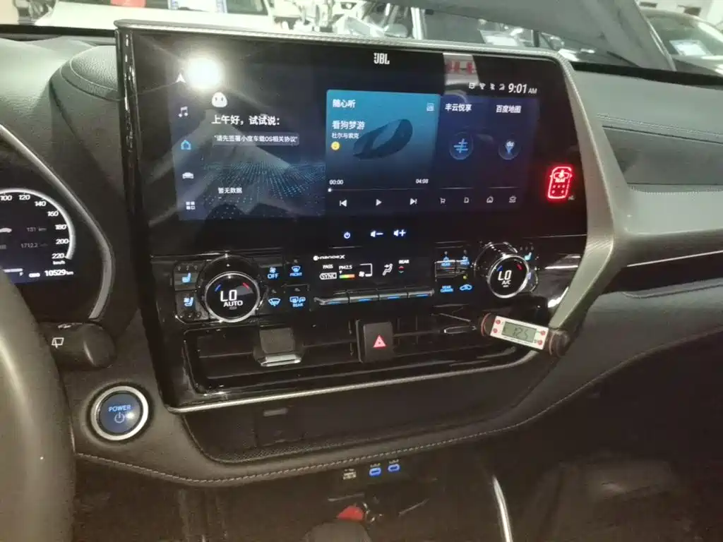 Toyota Highlander — миниатюра 13