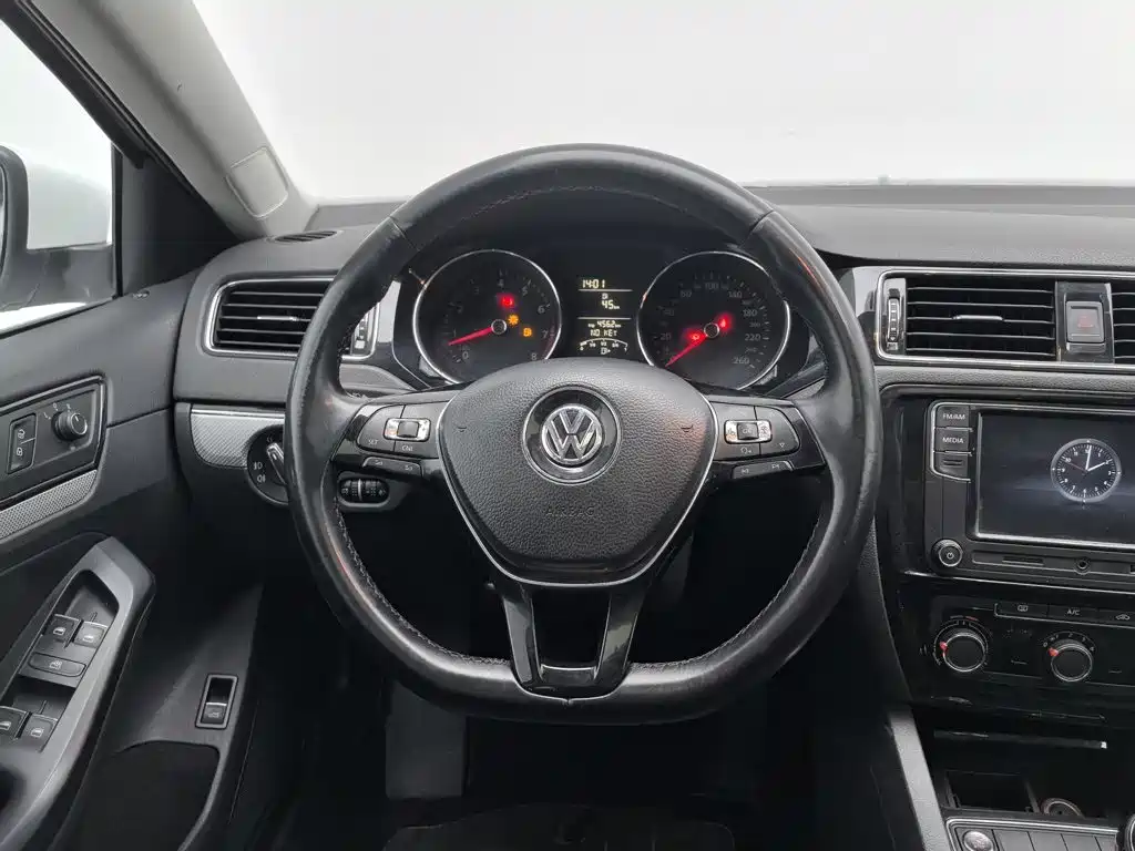 Volkswagen Sagitar — миниатюра 11