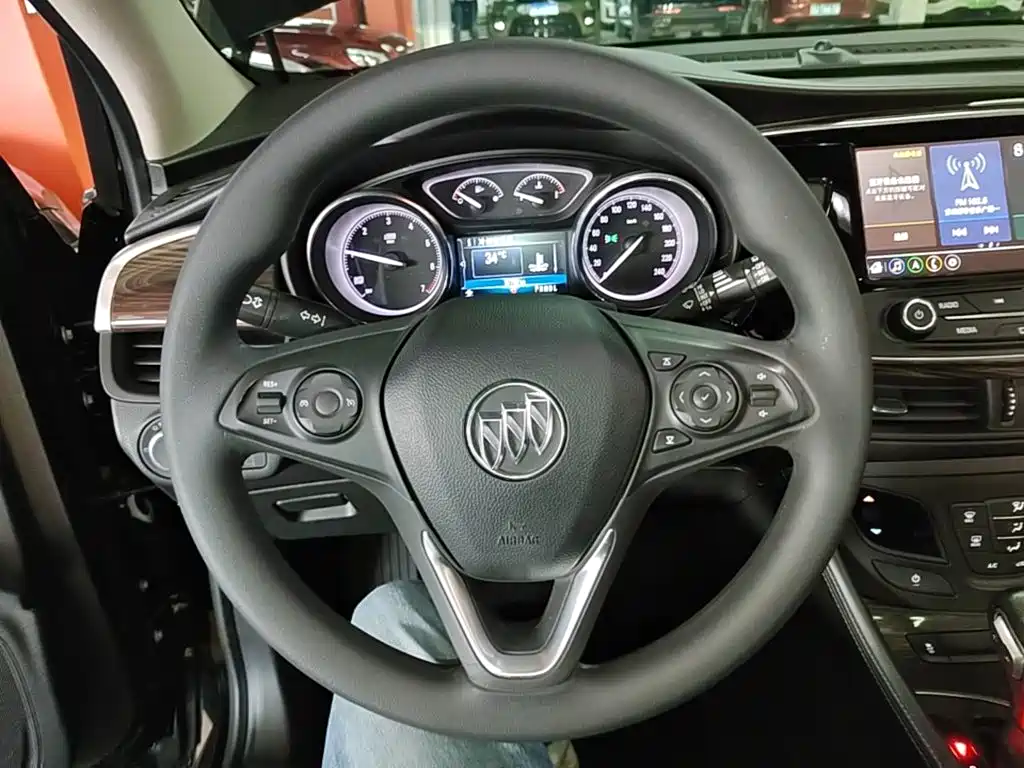 Buick Envision Plus — миниатюра 11