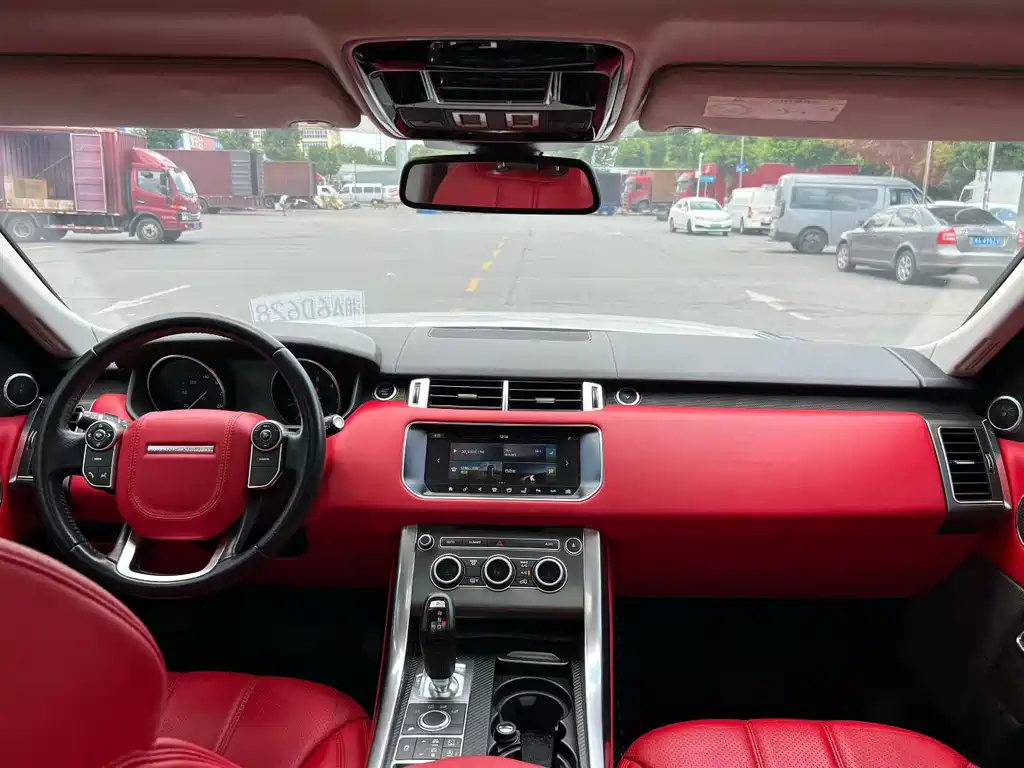 Land Rover Sport — миниатюра 6