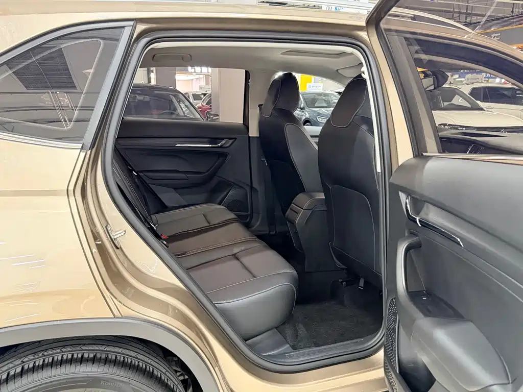 Skoda Kamiq — миниатюра 12