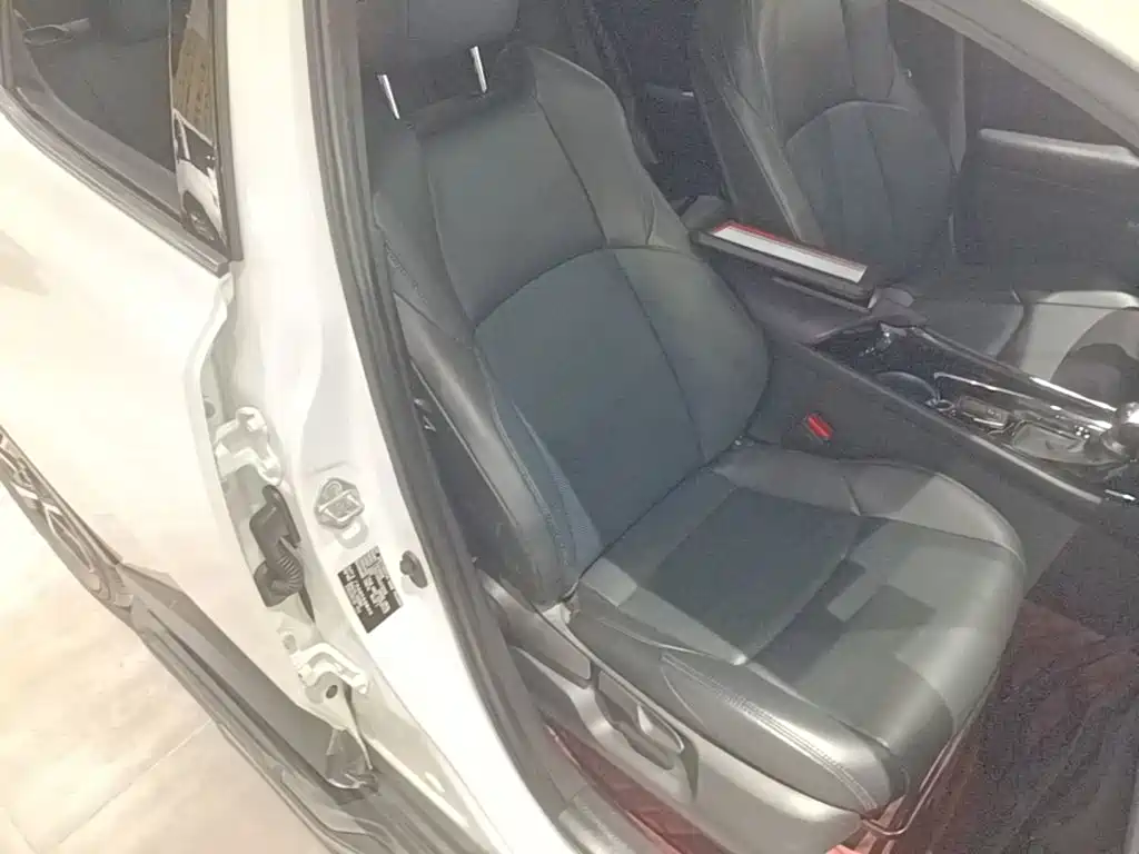 Toyota C-HR — миниатюра 25