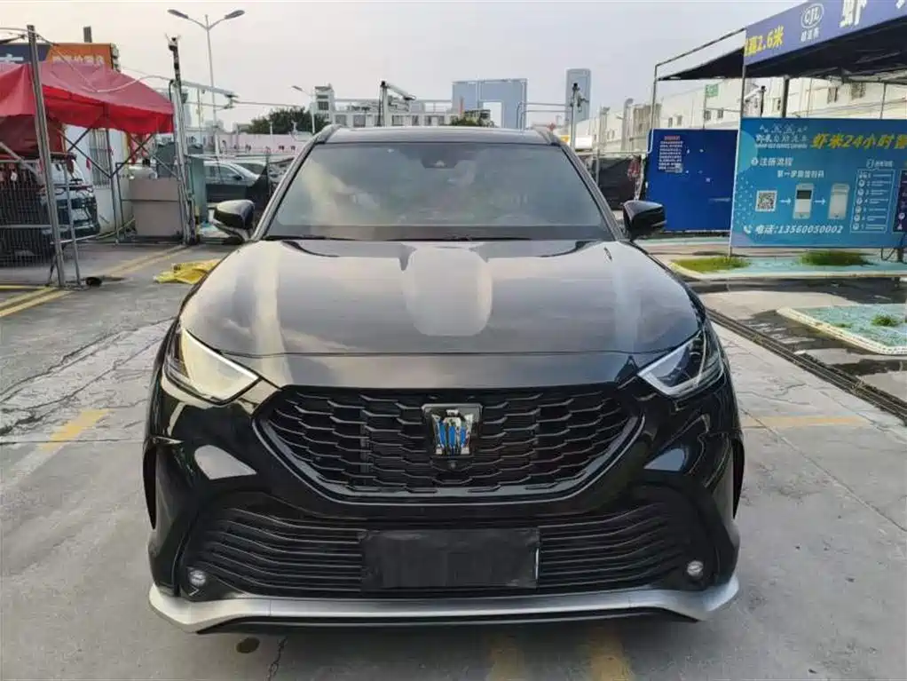 Toyota Crown Kluger — миниатюра 2