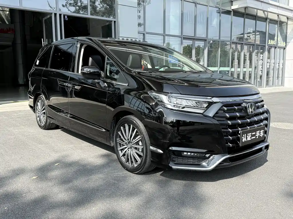Honda Elysion — миниатюра 3