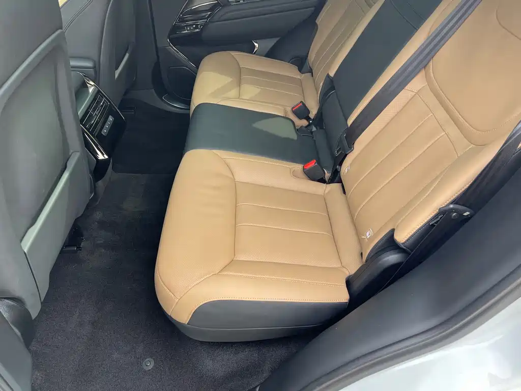 Land Rover Sport — миниатюра 5