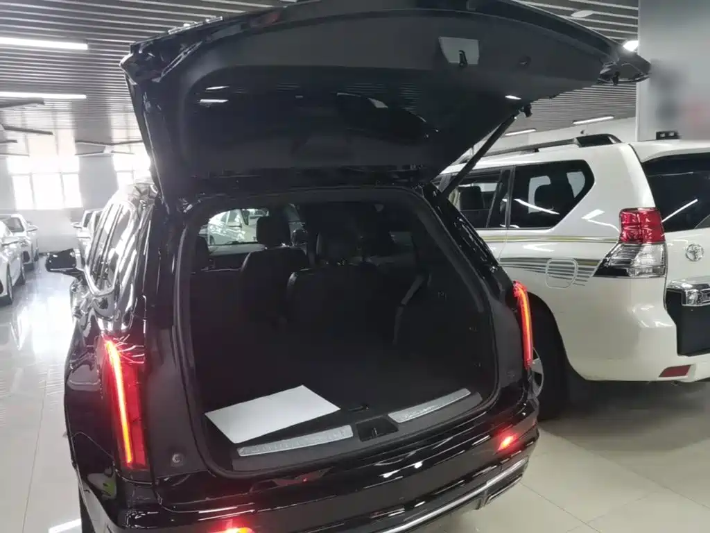 Cadillac XT6 — миниатюра 19