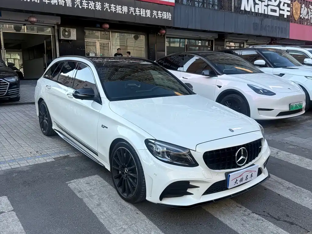Mercedes-Benz C-Class AMG — миниатюра 3