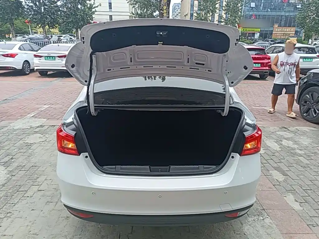 Chery Arrizo 5 — миниатюра 19
